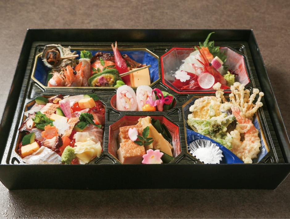 慶弔弁当<彩>の写真