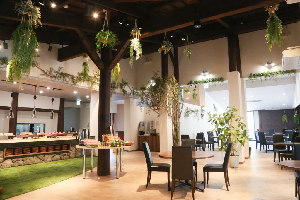 EARTH DINING SUN BEAMS ランチ営業終了のお知らせ