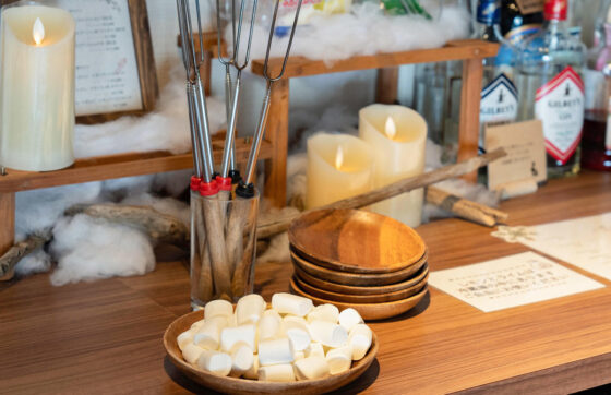 【グランピング・アニバーサリー2食】デザート、お部屋装飾、記念撮影付★オールインクルーシブ★の写真